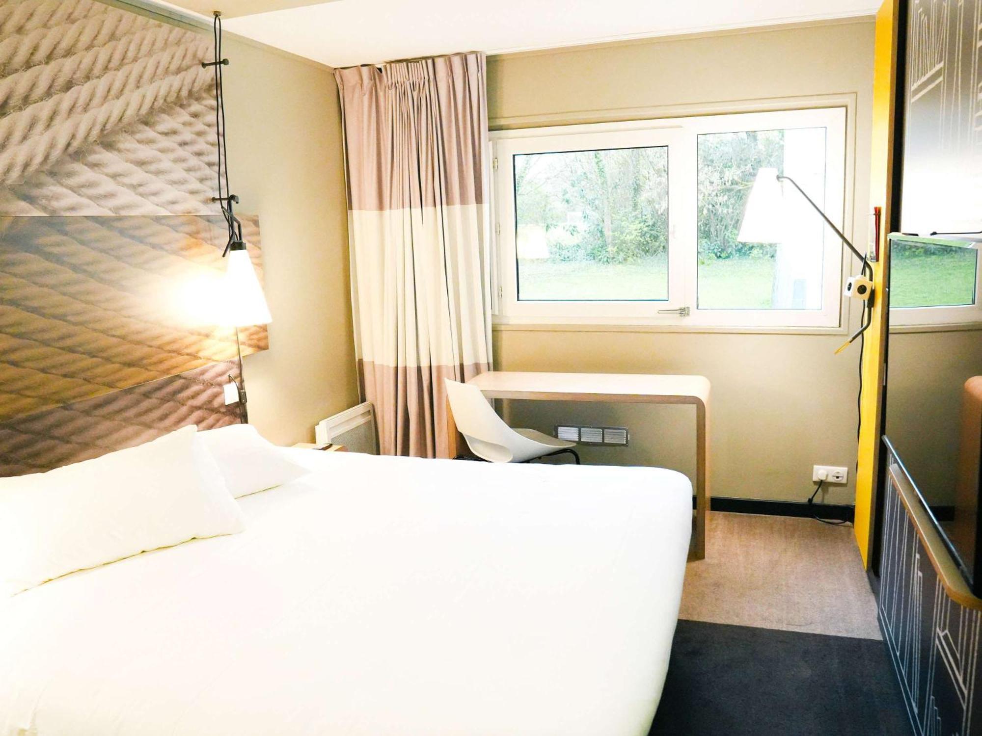 Ibis Caen Porte D'Angleterre Esterno foto